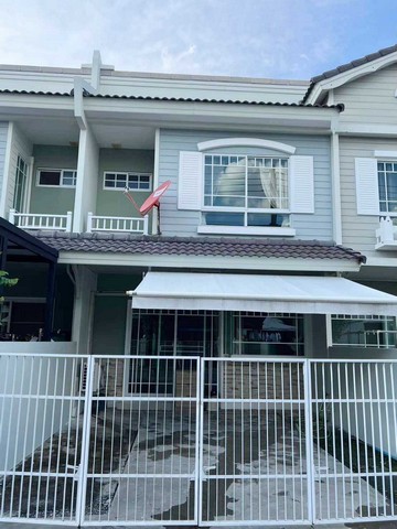 Agent Post/รายการนี้ไม่รับโคให้เช่าทาวน์โฮม2ชั้น หมู่บ้านวิลลาจิโอ้  Villaggio ลำลูกกา คลอง3 ปทุมธานี ใกล้มอเตอร์เวย์,ฟิวเจอร์,วัดสายไหม,รพ.สินแพทย์,สถานีรถไฟฟ้า คูคตขนาด 18 ตารางวา แบบ 2 ห้องนอน 3 ห้องน้ำ 1 ห้องรับแขก เฟอร์นิเจอร์ครบพร้อมเครื่องใช้ไฟฟ้า แอร์ 3 พัดลม2 ทีวี1 ตู้เย็น1 ตู้เสื้อผ้า2 เตียง2 เครื่องทำน้ำอุ่น1 เครื่องซักผ้า1 โต๊ะเก้าอี้พร้อม เครื่องครัวจัดเต็ม เคาเตอร