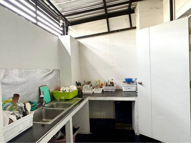 ให้เช่าทาวน์ เฮ้าส์2ชั้น หมู่บ้าน ยูนิโอ ทาวน์ ลําลูกกา คลอง 4  ปทุมธานี ติดถนนใหญ่ ใกล้ทางด่วน ,BTS คูคต,โรงเรียนแย้มสะอาด