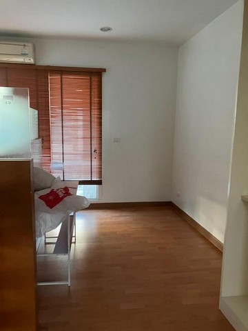 C4611 ขายทาวน์โฮม 3 ชั้น โครงการบ้านกลางเมือง s-sense ศรีนครินทร์ 46-1 หลังมุม ใกล้รถไฟฟ้าสายสีเหลือง ใกล้พาราไดซ์พาร์ค