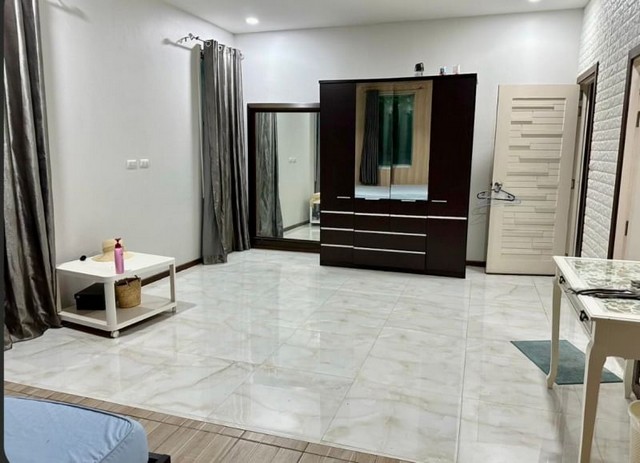 บ้านเช่า สไตล์บ่้านพักตากอากาศ หมู่บ้านติดชายหาด เฮอร์ริเทจ บางพระ TP-H0623