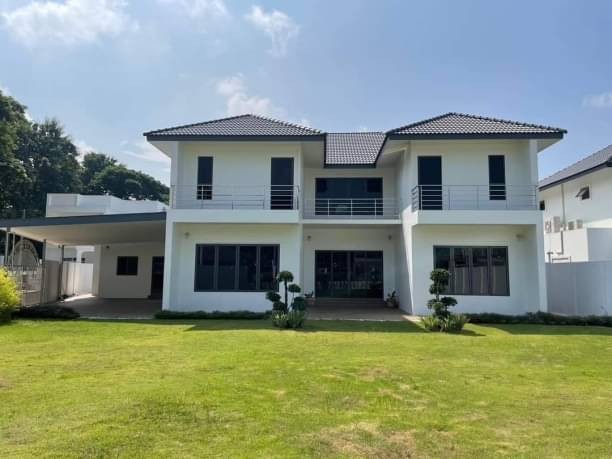 โซนสันทราย #น้ำไม่ท่วม ขาย 8.7 ล้าน 191 ตรว. 4 นอน 6 น้ำ บ้านสร้างใหม่ 2 ชั้น เนื้อที่กว้างขวาง บรรยากาศดี สามารถสร้างสระว่ายน้ำเพิ่มได้