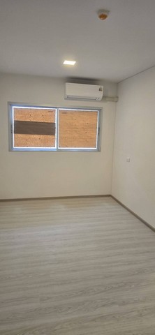 Sub1202ขายใบจองคอนโด Plum Condo แจ้งวัฒนะ ดอนเมือง ราคาดีสุดๆ! เงินคืนสูงสุดถึง 300,000 บาท!    อาคาร A ชั้น 3 ห้อง 1 Bedroom พื้นที่ 26 ตร.ม. (B324)  ระเบียงหันทิศเหนือ ร่มทั้งวัน ไม่โดนแดดร้อน Fully Furnished พร้อมเตียง 5 ฟุต, ตู้เสื้อผ้า, โซฟา, โต๊ะรับประทานอาหาร, ครัวบิ้วอิน และเครื่องปรับอากาศ โครงการสร้างเสร็จแล้ว พร้อมโอนเดือนกันยายน 2567  ราคาหน้าสัญญา: 1,650,000 บาท (กู้เกินได้ เหลือเงินกลับ 327,000 บาท)ขายใบจ