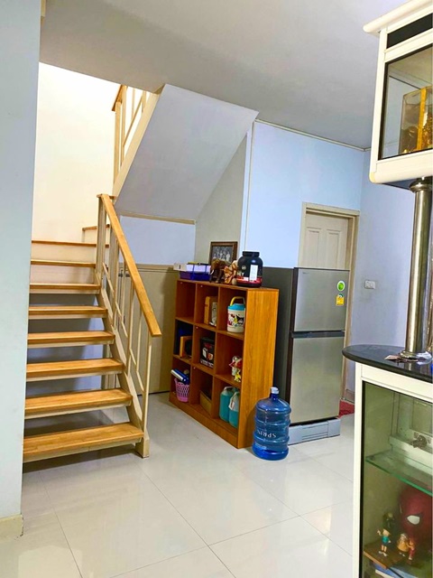 เมกะ อีเกีย ให้เช่าทาวน์ 2ชั้น บางนา 1.6กม. ใหญ่มาก 4นอน  4แอร์ เฟอร์ Built-In 2 น้ำ 3 แอร์ 240 ตร.ม.20 ตร.วา. รร.นานาชาติไทย-จีน1.2 กม