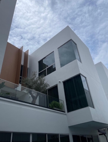 ขายบ้านเดี่ยว 3ชั้น  เดอะ มาร์ค เอ็กซ์ควิซิท ราชพฤกษ์ - จรัญสนิทวงศ์ เนื้อที่ 102 ตรว มีสระว่ายน้ำ ลิฟท์ มี 4 นอน 6 น้ำ 