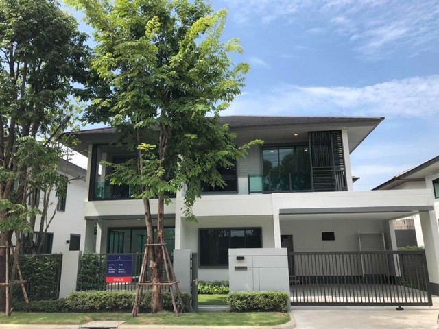  ให้เช่าบ้านเดี่ยว บุราสิริ วัชรพล ถนนสุขาภิบาล 5 ขนาด  4 ห้องนอน 3 ห้องน้ำ  เฟอร์นิเจอร์ครบทั้งหลัง  