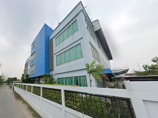 ขายโกดัง พร้อมออฟฟิศ 4 ชั้น รวมดาดฟ้า ถนนหนามแดง-บางพลี ใกล้วัดหนามแดง ใกล้ถนนศรีนครินทร์ ( ขายพร้อมผู้เช่า )ราคาขาย 50,000,000 บาท ( มีผู้เช่าให้พร้อมสัญญาเหลืออีก 2 ปีครึ่ง เก็บค่าเช่าเดือนละ 200,000 บาท )ที่ตั้ง ถนนหนามแดง-บางพลี ตำบลบางแก้ว อำเภอบางพลี จังหวัดสมุทรปราการ 10540ติดต่อ : คุณภัสพงณ์ 0634098164Line : deedaa22เนื้อที่ 1 ไร่ พื้นที่ใช้สอย 2,600 ตารางเมตร จำนวน 4 ชั้น 3 ห้องผู้บริหาร มี