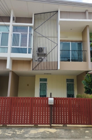 ให้เช่า ทาวน์โฮม ฮาบิทาวน์โฟลด์ ติวานนท์-แจ้งวัฒนะ 3 ห้องนอน 2 ห้องน้ำ 