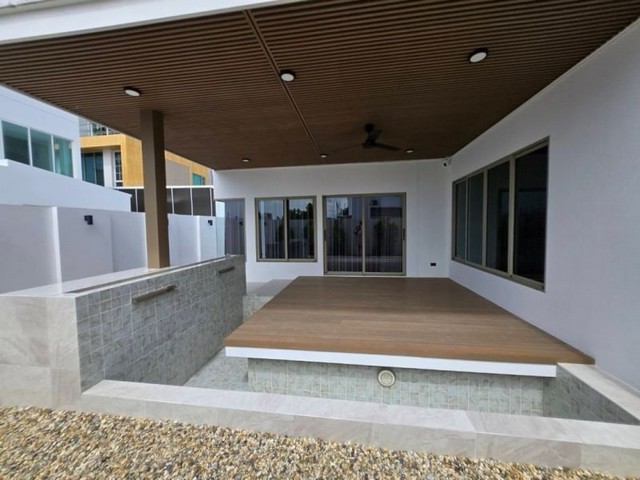 บ้านเดี่ยว 2 ชั้น โครงการ มาลาดาแกรนด์คูลีย์ สันกำแพง