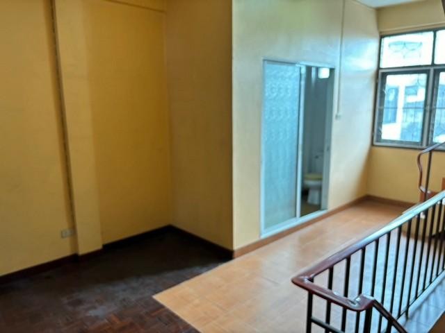 C4648 ให้เช่าอาคารพาณิชย์ 4 ชั้น พื้นที่ 260 ตารางเมตร ซอยนวมินทร์ 90 รีโนเวทแล้ว พร้อมใช้งาน