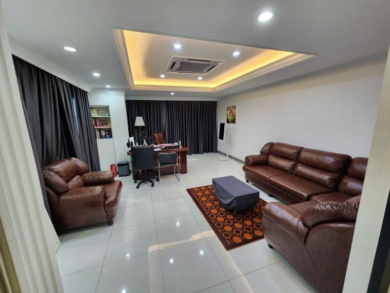 CH1106 ให้เช่า ขาย โฮมออฟฟิศ 4 ชั้น 2 คูหา AP รามอินทรา 40 จอดรถได้ 10 คัน