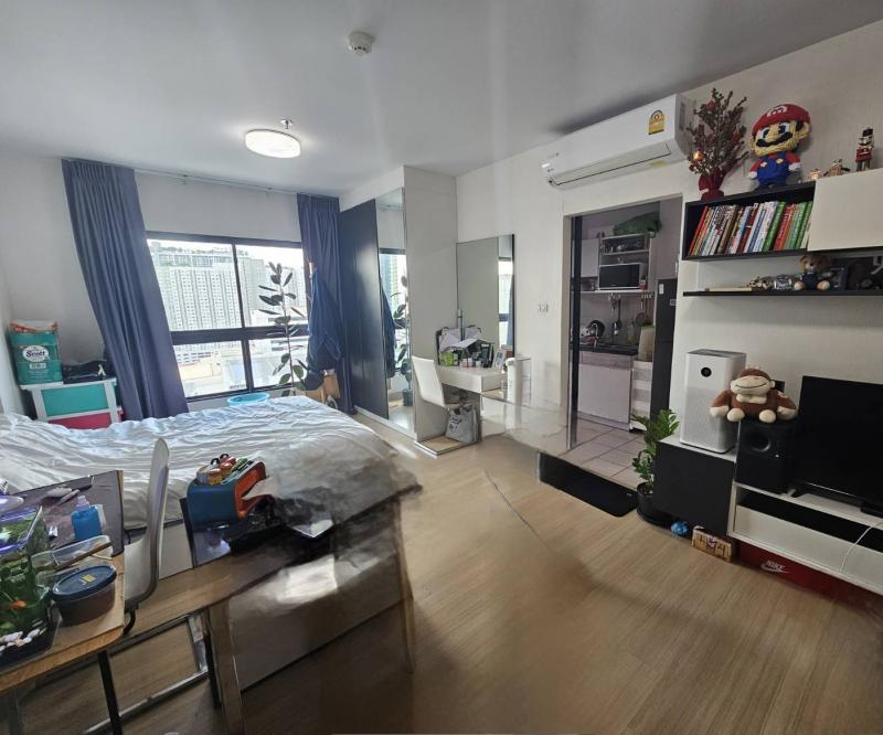 SHOCK PRICE ลดราคาเกือบ 5 แสนบาท 
 
 Vายศุลาภัย
 ลอฟท์  สถานีตลาดพลู ชั้นสูง Studio
 Type
 
  
 
 โครงการ : ศุลาภัย ลอฟท์ สถานีตลาดพลู | Supalai Loft Talat Phlu Station
 
 ที่ตั้ง :  
 ถนนรัชดาภิเษก แขวงบุคคโล เขตธนบุรี กทม10600 /Ratchadaphisek Rd, Khwaeng Bukkhalo, Khet Thon Buri,
 Krung Thep Maha Nakhon 10600
 
 พิกัด : 13.711473371444663,100.47934889480936
 
 --------------------------------------------------------------------
 
 ราคาขาย : 2,190,000 บาท (จากเดิม 2.65 ลบ)
 
 Yield ~6%
 
 --------------------------------------------------------------------
 
 ประเภท : คอนโด
 
 จำนวนชั้น : 35 ชั้น
 
 ตั้งอยู่ชั