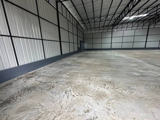 เช่าโกดัง  ซอยลาดพร้าว 91 แขวงคลองเจ้าคุณสิงห์ เขตวังทองหลาง กรุงเทพมหานคร