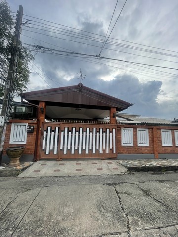  บ้านเดี่ยว พื้นที่40 ตรว  ใหญ่ๆ บ้านเคหะธานี4   สะพานสูง กทม