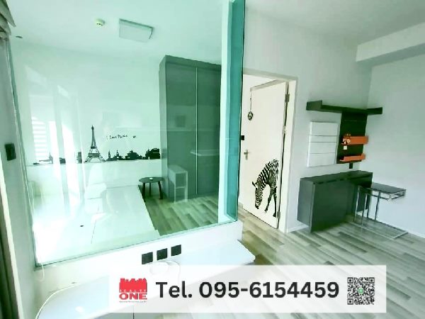 vาย คอนโด Ease พระราม 2 ชั้น 8 อาคาร บี (พร้อมผู้เช่า)  ทำเลคุณภาพ หลัง Central พระราม 2  ออกแบบแนว Cozy Simple สะดวกสบายทุกการเดินทางและสิ่งอำนวยความสะดวกครบครันรายละเอียด•ขนาด 25.06 ตรม.•1ห้องนอน 1 ห้องน้ำ /พื้นลามิเนต•โครงการของ Land & Houses •วิวสวน วิวสระว่ายน้ำ อาคารสูง 8 ชั้น•Furniture Built in จากโครงการ•ฝ้าเพดานสูง 2.6 เมตร•Corridor กว้าง 1.5 เมตร•Main Lobby และ Mailbox แยกอาคาร•แอร์ 2 ,ไมโครเวฟ ,ทีวี ,ตู้เย็น ,เครื่อง