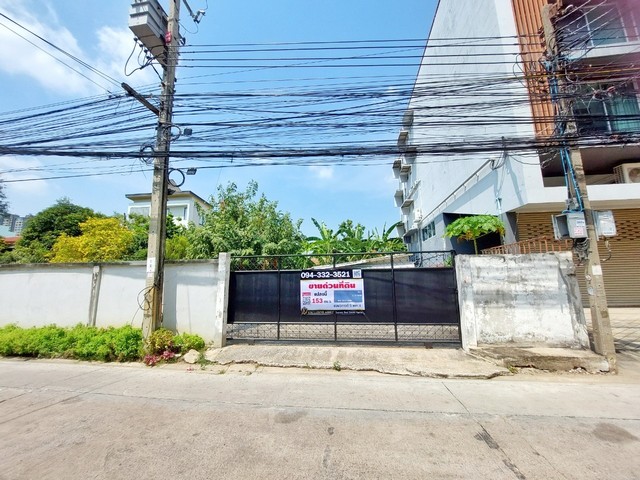 พื้นที่ดิน ที่ดินวิภาวดีรังสิต 5 area 53 ตาราง-วา 1 งาน 0 RAI  ไม่ไกลจาก - เดินทางสะดวก