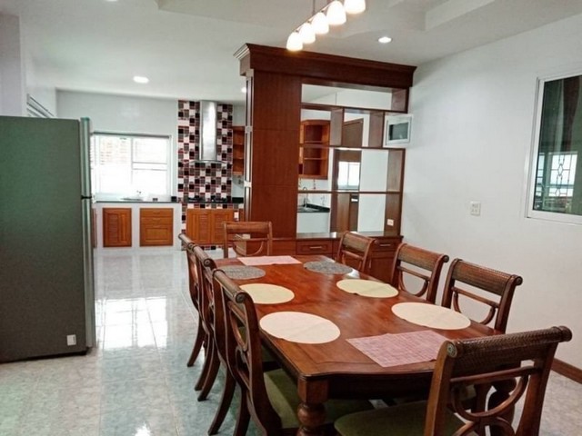 ขายด่วนพูลวิลล่าหลังใหญ่ เนื้อที่กว้าง โซนแม่ริม