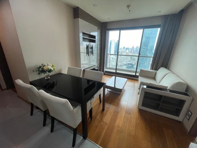 The Address Sathorn.BTS: Chong NonsiSize: 66sqm., 2 bedrooms, 2 bathrooms Floor: 33 unblocked viewRental price: 48,000baht/month Selling price: 14,000,000 bahtRef.: 259459 Listing Detail: www.rent-bangkok-condo.com/properties/259459 Co-agents are welcome. - - -Contact us for more information or arrange a viewing:Email. rbc.rentbangkokcondo@gmail.comCall. 066-0588-655Line ID: @rentbangkokcondohttps://lin.ee/9cMeMxeWhatsapp: 0660588655Wechat 微信: rentbangkokcondo