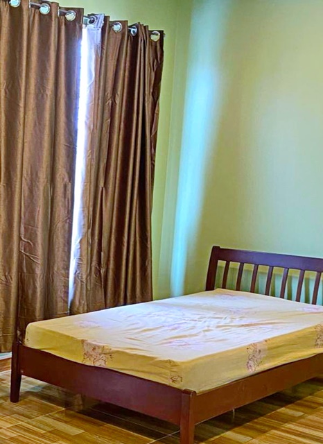 มีเฟอร์ เอกชัย95-99 แม็คโคร บางบอน 1.9 กม กาญจนา ให้เช่าทาวน์เฮาส์ 2ชั้น 3 นอน 172 ตร.ม. 22ตร.วา. 2 แอร์ สารสาสน์เซนต์ปีเตอร์ 1.8 กม.