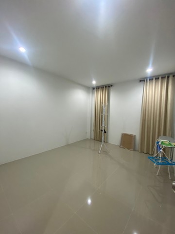 Vายบ้านเดี่ยว โซนมาบข่า นิคมพัฒนาระยอง พร้อมเฟอร์นิเจอร์ครบทั้งหลัง