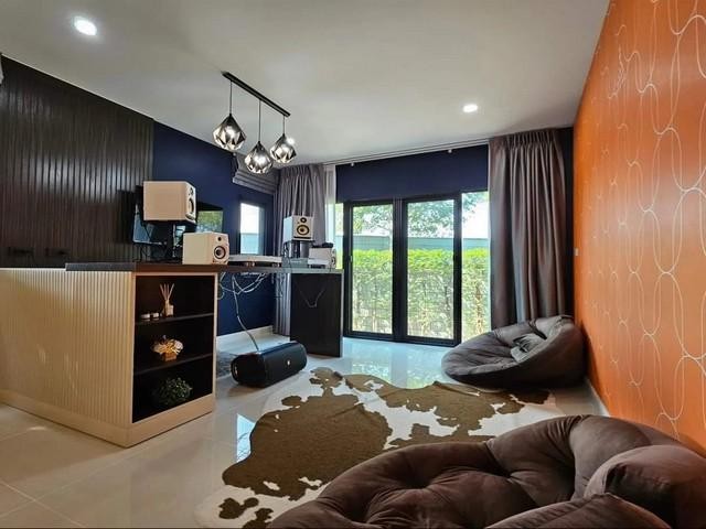 C4675 ให้เช่าและขายบ้านเดี่ยว 2 ชั้น โครงการเดอะ ซิตี้ รามอินทรา 2 The City หลังมุม ใกล้ทางด่วนจตุโจติ 