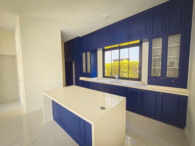 C4674  ขายบ้านเดี่ยวหรู 2 ชั้น โครงการนาราสิริ พหล-วัชรพล Narasiri Phahol-Watcharapol หลังมุม ย่านวัชรพล