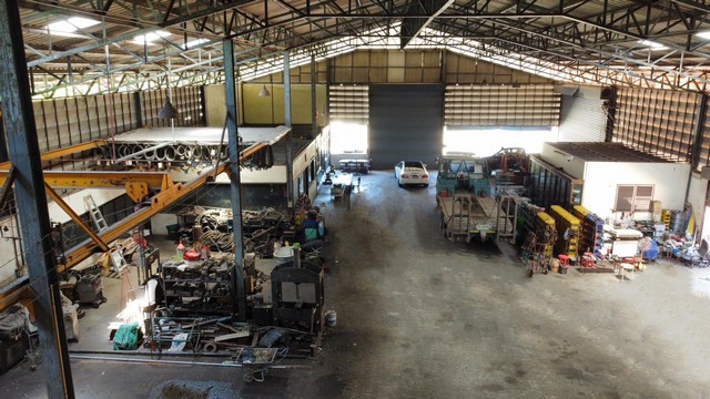 โกดังให้เช่าพื้นที่ใช้สอย 1000 ตรม. ทวีวัฒนา ไทรน้อย นนทบุรี