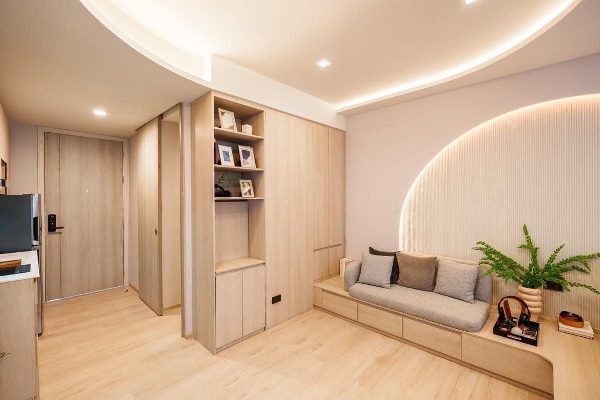 ขายดาวน์ คอนโด Reference สาทร-วงเวียนใหญ่ คอนโดใกล้รถไฟฟ้า fully furnished ห้องสตูดิโอ ขายถูกกว่าโครงการ!!! ของแถมเพียบ