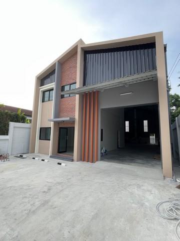 ให้เช่าโกดังพร้อมออฟฟิศ ย่านลาดพร้าว รัชดา โชคชัย4 ลาดพร้าววังหินใกล้ MRT ภาวนา โชคชัย 4 ลาดพร้าววังหิน รัชดาราคาเช่า 80,000 บาท / เดือน ( สัญญาขั้นต่ำ 2 ปี ประกัน 3 เดือน ล่วงหน้า 1 เดือน )ที่ตั้ง ถนนลาดพร้าว ซอยลาดพร้าว 35,41 แขวงจันทรเกษม เขต จตุจักร กรุงเทพติดต่อ : คุณภัสพงณ์ 063-409-8164 , 081-398-7741Line : deedaa23เนื้อที่ 80 ตารางวา จำนวน 2 ชั้น 2 ออฟฟิศ 2 ห้องน้ำ พื้นที่สำนักงาน 100 ตร.ม. พื้นที่โกดังปร�