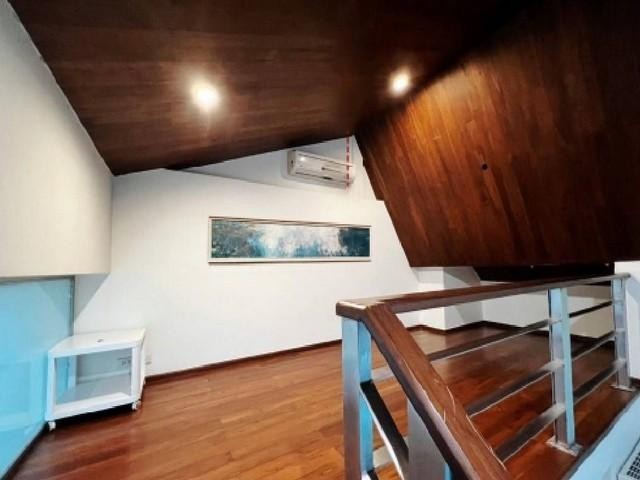 C4694 ให้เช่าทาวน์โฮม 5 ชั้น โครงการLotus Point ซอยเอกมัย 10 พร้อมเฟอร์นิเจอร์ ย่านเอกมัย ใกล้BTS เอกมัย