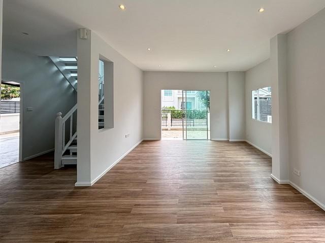 C4691 ขายบ้านเดี่ยว 2 ชั้น โครงการแลนซีโอ วัชรพล-ทางด่วน รีโนเวทใหม่ ใกล้ทางด่วนเอกมัยรามอินทรา