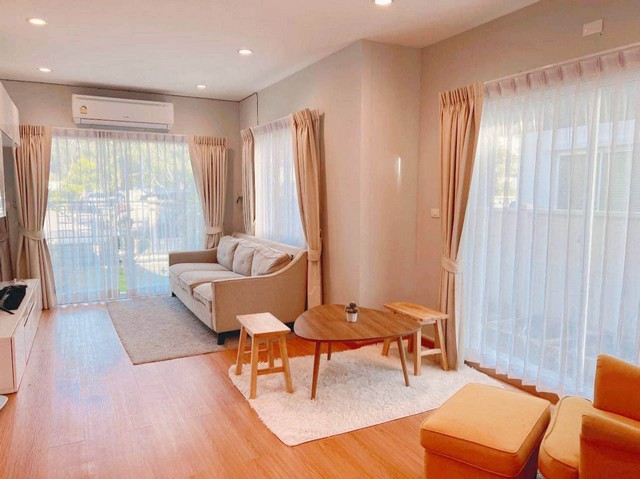 ให้เช่าบ้านเดี่ยว2ชั้น หมู่บ้านเซ็นโทร รังสิตคลอง 4 ธัญญะ  เหมาะทำเป็นโฮมออฟฟิต