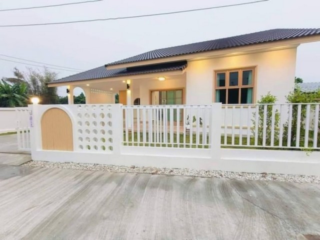 บ้านสร้างใหม่สวย สไตล์มินิมอล สารภี                       