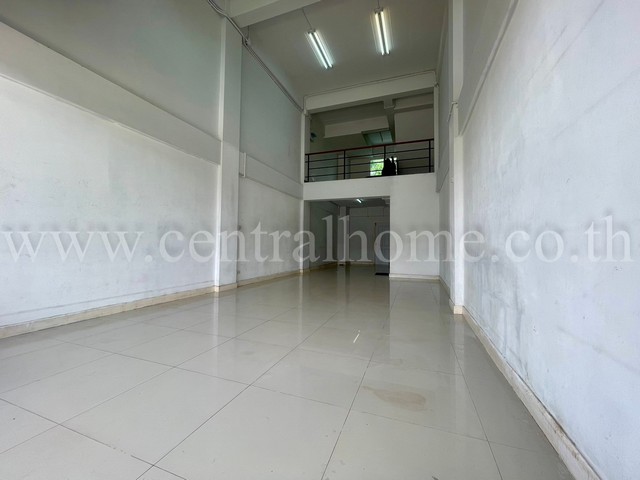 อาคารพาณิชย์ 1 คูหา เจเอสพี ซิตี้ สุขุมวิท - แพรกษา