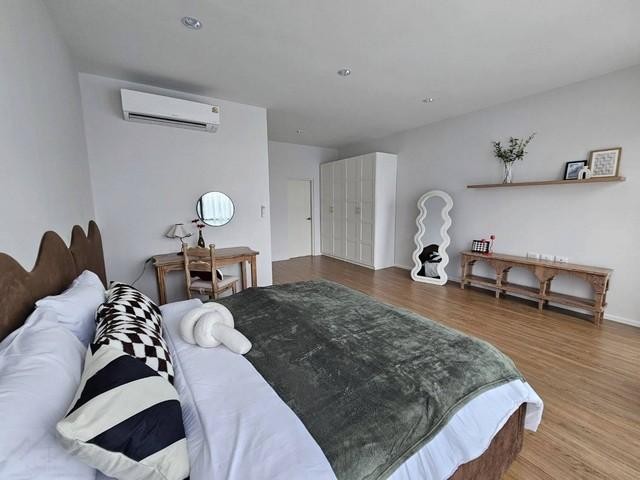 C4721 ให้เช่าทาวน์โฮม 3 ชั้น โครงการบ้านกลางเมือง พระราม9 - กรุงเทพกรีฑา (ตัดใหม่) บ้านใหม่ พร้อมเฟอร์นิเจอร์