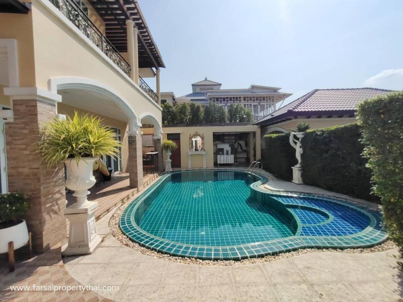 ให้เช่าบ้านคฤหาสน์ 2ชั้น สระว่ายน้ำ เนื้อที่ 200ตร.ว 5นอน 5น้ำ เฟอร์นิเจอร์ครบ ถนนเลียบทางด่วน  ราคาเช่า 200,000 บ/ด
