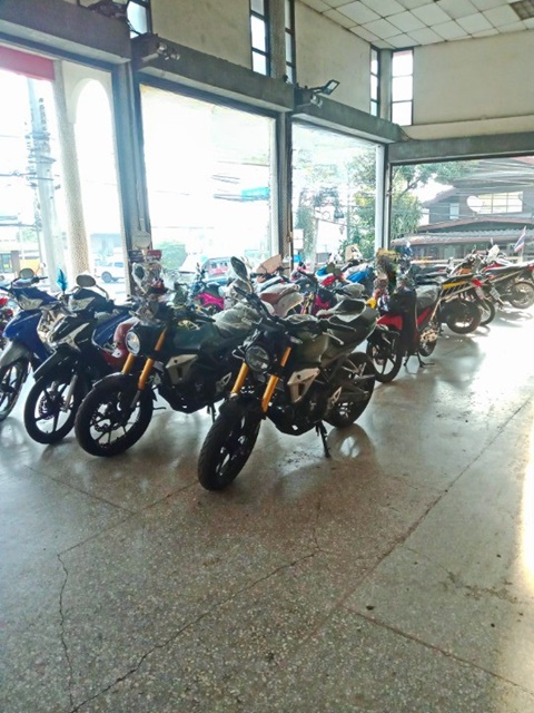 BTSปากน้ำ ศรีนครินทร์ บิ๊กซีเพลส 1.3กม.ให้เช่าอาคารพาณิชย์ 3ชั้น 5นอน 4น้ำ ทำโชว์รูม ออฟฟิศ ร้านค้า 1,005ตร.ม. 405 ตร.ว.ติดถนน