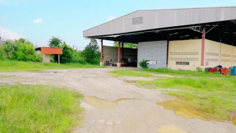 สนใจติดต่อ /นัดชม????081-4590982​  k.ลฎา????​098-9955449​  ????085-4226346  แอดมินAddLine​ID​: ladapa23 Email.ladapa23021977@gmail.com​เพจ:ขายบ้าน​ชลบุรี​ อมตะนิคมบางแสนเพจ:บ้านดี​บ้าน​สวย​ชลบุรี    #ให้เช่าโกดังชลบุรี#โกดังให้เช่า​#ลฎา0989955449​????​บน​เนื้อที่​   7​  ไร่????อ่างเวียน หนองชาก บ้านบึง ชลบุรี????พื้นที่สีเหลือง#รายละเอียดโกดัง✅️​ขนาดโกดัง 1,200 ตารางเมตร (20 x 60 ม.)✅ค่าเช่า 150,000 บาท/เดือน✅บ้านพักคนงาน 8 ห้อง✅บ่อบาดาล #พื้นที่ยังไ