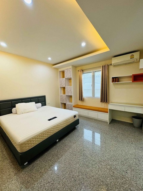 ขายบ้านเดี่ยว 2 ชั้น 100 ตรว. หมู่บ้านศรีนคร ซอยนวมินทร์ 24 บิ้วอิน ตกแต่งสวยพร้อมอยู่