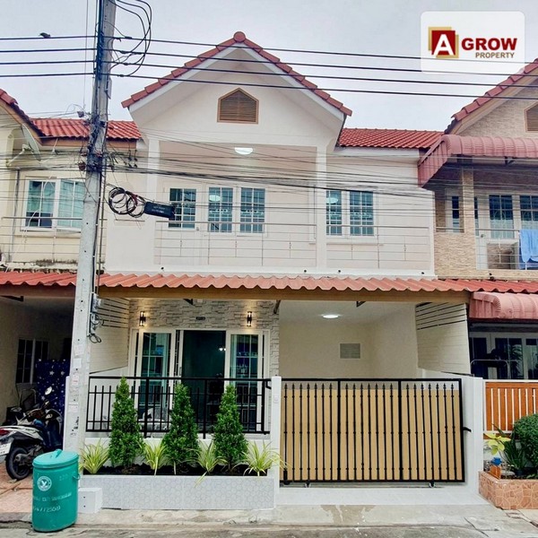 ม. เฟื่องฟ้า15 บ้านรีโนเวทใหม่พร้อมอยู่ ตกแต่งไว้อย่างน่าอยู่ แถมฟรีเฟอร์นิเจอร์ทั้งหลัง  