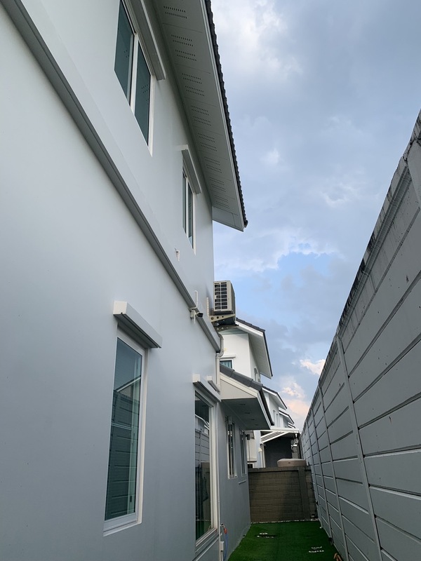 ถูกกว่าโครงการ!!!! บ้านสวย พร้อมอยู่ ที่โครงการ **อิคอนเนเจอร์ พระราม 2-เทียนทะเล** โดย Prinsiri!