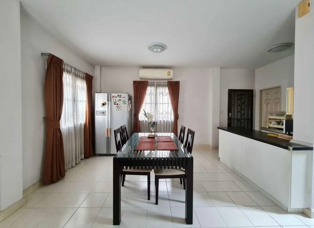 LV52890 ขาย บ้านแฝด 2 ชั้น (ทรงบ้านเดี่ยว) พร้อมพัฒน์ ไพร์ม รามอินทรา Prompat Prime Ramintra