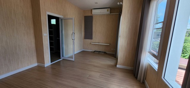 LVPU52882 ขายทาวน์โฮม 2 ชั้นแปลงมุมใน หมู่บ้านพลีโน่ วงแหวน-รามอินทรา ติดถนนใหญ่ ใกล้ทางด่วน