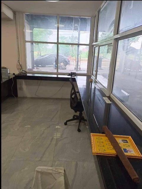 BST738 ให้เช่า ออฟฟิศ+โกดังเก็บสต็อกสินค้า สภาพใหม่ ถนนนิมิตใหม่ สามารถทำเป็นสถานประกอบธุรกิจหรือเปิดกิจการค้าหน้าร้านได้หลายประเภทเช่น