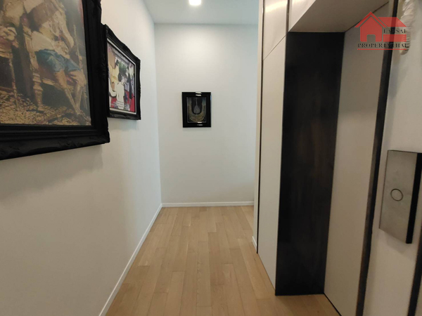 ให้เช่าบ้านเดี่ยวหรู 3ชั้นเนื้อที่ 80ตร.ว พื้นที่ใช้สอย 400 ตร.ม 4ห้องนอน 5ห้องน้ำ ถนน เลียบทางด่วนเอกมัย-รามอินทรา ราคาเช่า 300,000 บ/ด