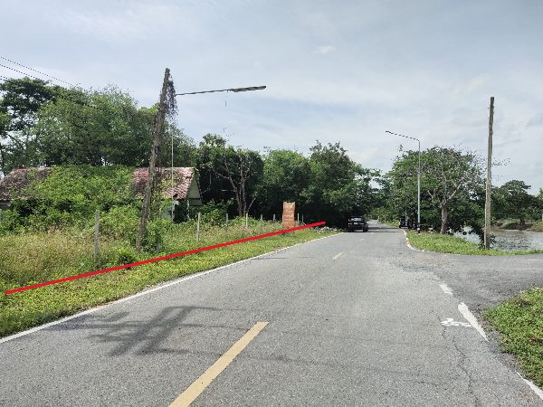 ขายที่ดิน 47-1-59 ไร่ ถมแล้วทั้งแปลง สูงเสมอถนน ติดถนนคลองสิบ หนองเสือ รังสิต-นครนายกหน้ากว้างติดถนน 60 เมตร รูปแปลงสี่เหลี่ยมผื่นผ้า มีสะพานหน้าที่ดินข้ามผั่งถนนสะดวกมาก ไม่ต้องกลับรถไกล ใกล้แหล่งชุมชนทำเล เข้าจากถนนรังสิตนครนายก อยู่ใกล้ที่ว่าการอำเภอหนองเสือ โรงพยาบาลหนองเสือโรงเรียนชุมชนหนองเสือ ตลาดเจริญกัลป์ หมู่บ้านเอื้ออาทร และร้านอาหารมากมาย