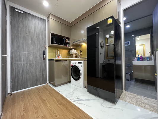 ให้เช่า คอนโด ไอดีโอ คิว วิคตอรี ติดถนนพญาไท BTS อนุสาวรีย์ฯ ขนาด 56.51 ตรม. 2 นอน 2 น้ำ Duplex ชั้น 27,28 วิวเมือง ทิศเหนือ เฟอร์ฯครบครัน