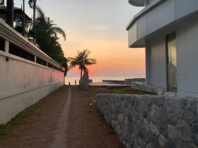 ขายที่ดินพัทยา นาจอมเทียน แปลงสวย ทำเลดี ติดทะเล FP-L0516