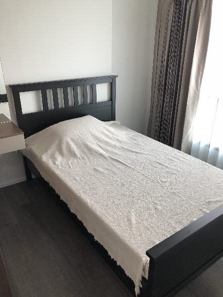 ขายคอนโด The Stage Taopoon Interchange เดอะ สเตจ เตาปูน อินเตอร์เชนจ์ 56 ตร.ม. 2 ห้องนอน 2 ห้องน้ำรายละเอียดห้องขนาด 56.65 ตร.ม.ชั้น 192 ห้องนอน 2 ห้องน้ำติดMRTเตาปูน 400 เมตรเฟอร์นิเจอร์ครบพร้อมอยู่โต๊ะกินข้าว /ตู้เย็น /แอร์  /เตียง /ทีวี /เครื่องทำน้ำอุ่น /ตู้เสื้อผ้า ติดต่อโทร 098-947-4792 | 088-738-5121Line ID: thapagornthaLine: https://line.me/ti/p/xIP9L4el7HFacebook: https://www.facebook.com/realtyone.thaproperty สถานที่สำคัญใกล้เคียงห้างเกตเวย์ แอท บางซื่อ 250 เมตรโรงพยาบาลบางโพ