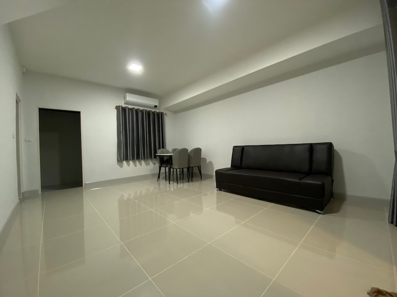 BH3233 ให้เช่าทาวน์เฮ้าส์ 2ชั้น 3ห้องอเนกประสงค์ 2ห้องน้ำ หมู่บ้านพลีโน่ ติวานนท์ เฟอร์ครบพร้อมอยู่