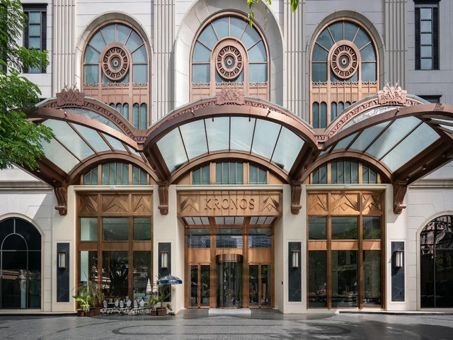 ให้เช่าพื้นที่สำนักงาน 122 ตรม. อาคารสำนักงาน Kronos สาทรเหนือ ตกแต่งบางส่วน ย่านธุรกิจ CBD ติดถนนสาทรเหนือ ใกล้ BTS ศาลาแดง และ MRT สีลม*** ราคาเช่า 134,200 บาท/เดือนติดต่อ:: ฐิติพรรณ (ตุ่น) โทร/ID Line:: 0942823961Line:: https://line.me/ti/p/3xFA1An8Kcรหัส# TO1868พื้นที่สำนักงาน อาคารสำนักงาน Kronos สาทรเหนือ ตกแต่งบางส่วน พื้นที่ 122 ตารางเมตร ออฟฟิศส่วนตัว 3 ห้อง ห้องประชุม 1 ห้อง พื้นที่พักผ่อน และพื้นที่เปิดโล่ง- ย่านธุรกิจ 